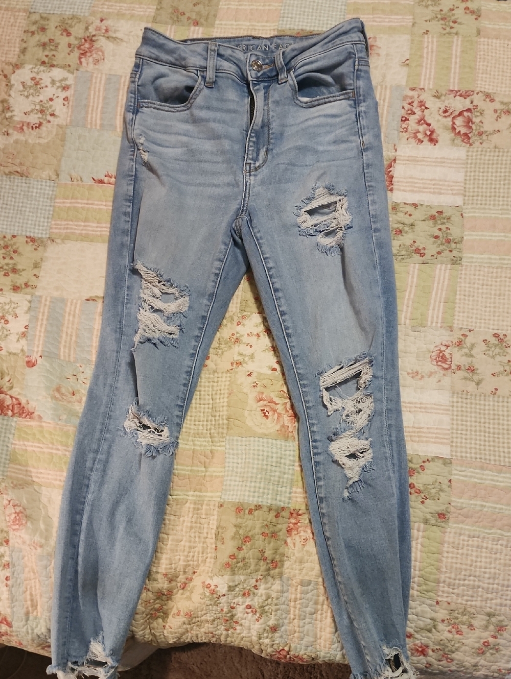 American Eagle Outfitters Light Blue Ripped Skinny Jeans